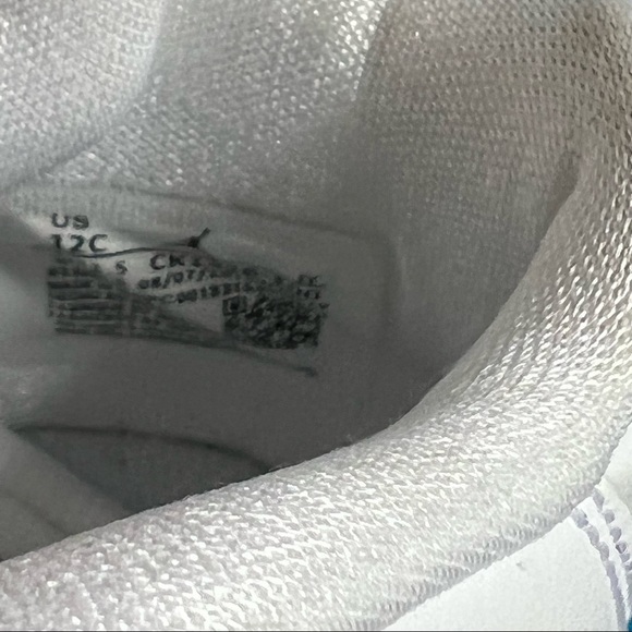 NEW! Jordan B’ Loyal (PS) White Boys or Girls Sneaker Tennis Shoes Sz 12C - Picture 8 of 9